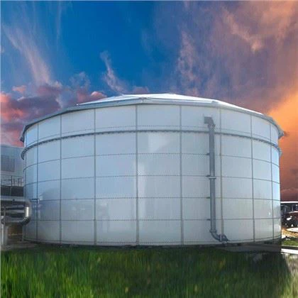 Gwydr Ymdoddedig I Danc Dur